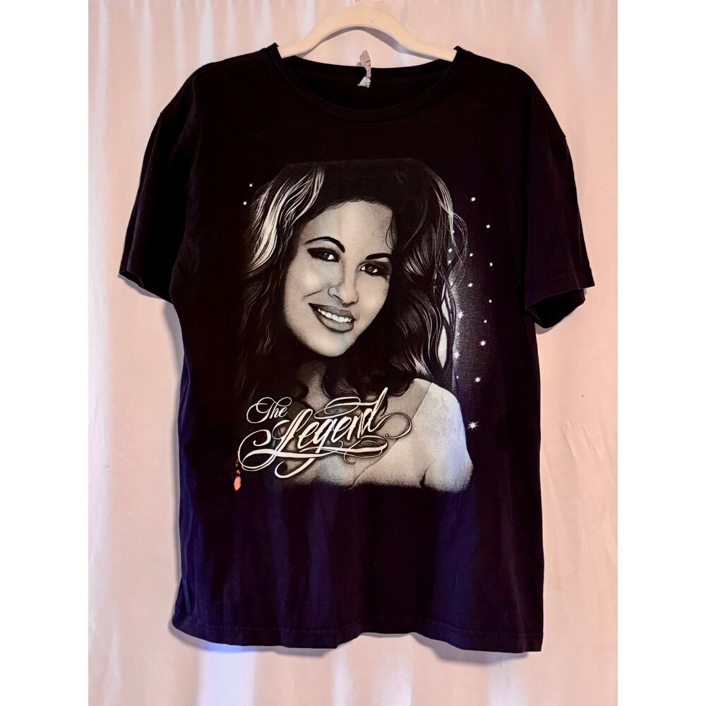 Selena “The Legend” Graphic T-Shirt Black - L